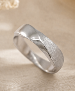18k Mens Wedding Ring, Mobius Wedding Band