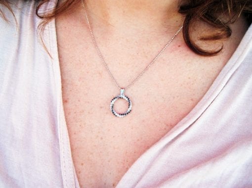 Diamond infinity knot pendant, Infinity knot with diamonds