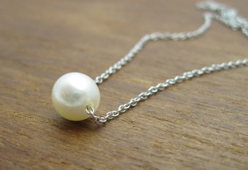 Freshwater pearl on gold link chain, Pearl with White gold necklace