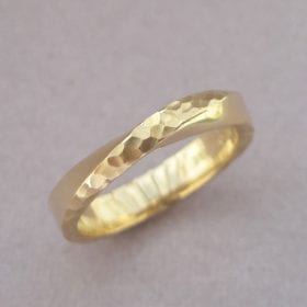 Hammered Mobius Wedding Ring, 14k/18k 4mm Textured Mobius Wedding Band