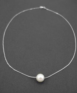 Pearl gold necklace, single pearl gold necklace