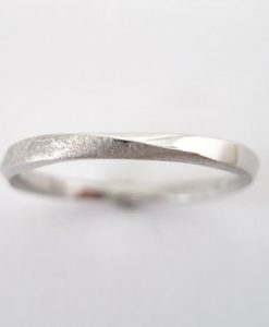Platinum 950 Wedding Band, 2mm Mobius wedding band