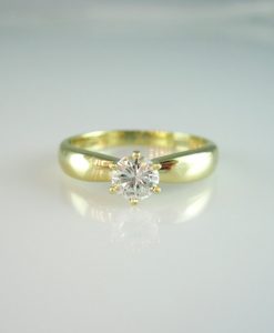 SALE - Elegant Engagement Ring - Solid 14k Gold With Round Diamond - Modern Engagement Ring - New Engagement Ring - Diamond Ring White Gold