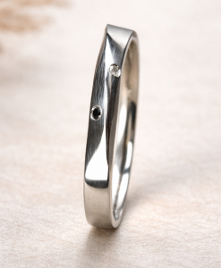 Mobius Wedding Band