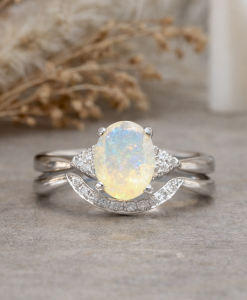 Oval opal wedding ring set vintage style