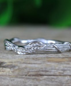 Nature Vine Wedding Band, Curved Leaves Twig Ring