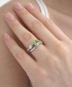 peridot on hand
