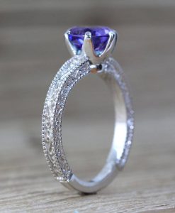 Vintage Emerald Filigree Engagement Ring