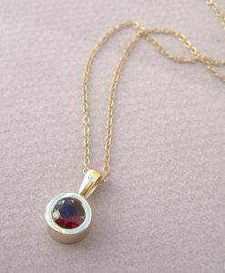 Gold Birthstone Necklace, Delicate Gold Link Garnet Pendant - Image 2