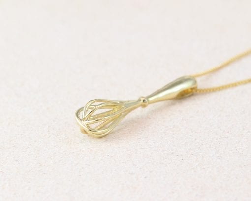 https://benati-jewelry.com/wp-content/uploads/2019/06/egg-beater-whisk-gold-necklace-kitchen-culinary-student-gift-5d09d518-510x408.jpg