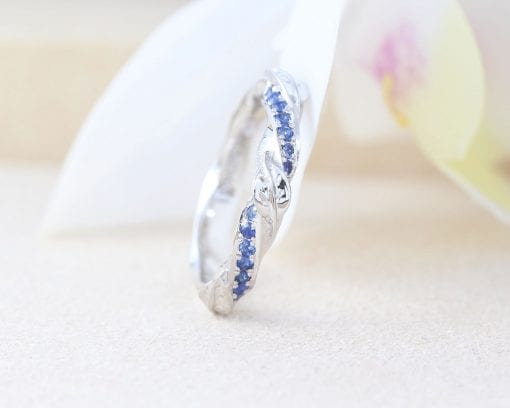 Natural Sapphire Wedding Band With Leaves and Wood, Nature Inspired Mobius Wedding Ring