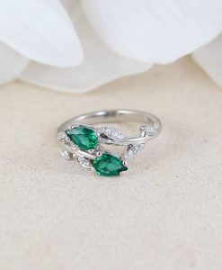 Nature inspired pear cut emerald leaves ring, Alternative engagement ring - Image 6