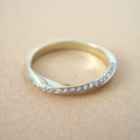 Mobius diamond ring, 3mm Diamond mobius ring