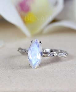 Unique Moonstone Engagement ring, Marquise cut rainbow moonstone vintage ring - Image 3