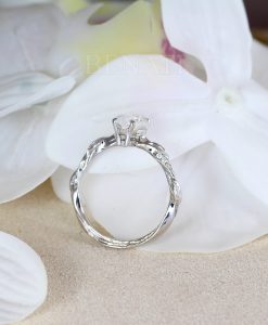 Unique Moonstone Engagement ring, Marquise cut rainbow moonstone vintage ring - Image 4