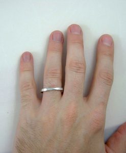 2.7mm Mobius Wedding Band, 14k White Gold Ring - Image 13