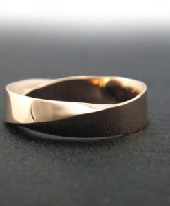 6mm mobius wedding band