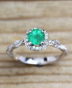Natural Emerald Leaves Solid Gold Engagement Ring, Vintage Nature Inspired Leaf Anniversary Ring - Image 5