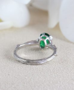 Unique emerald gemstone engagement ring, Vintage Antique boho ring - Image 5