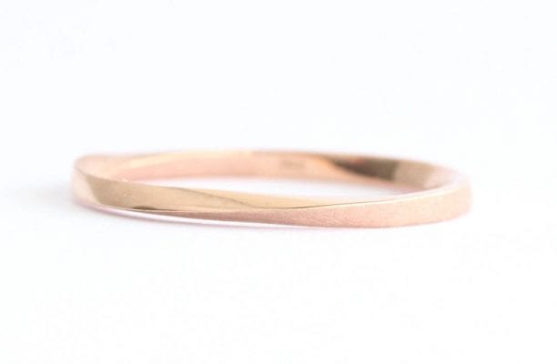 Solid gold 14k Thin Rose Gold Wedding Band, Mobius Wedding Ring | Benati