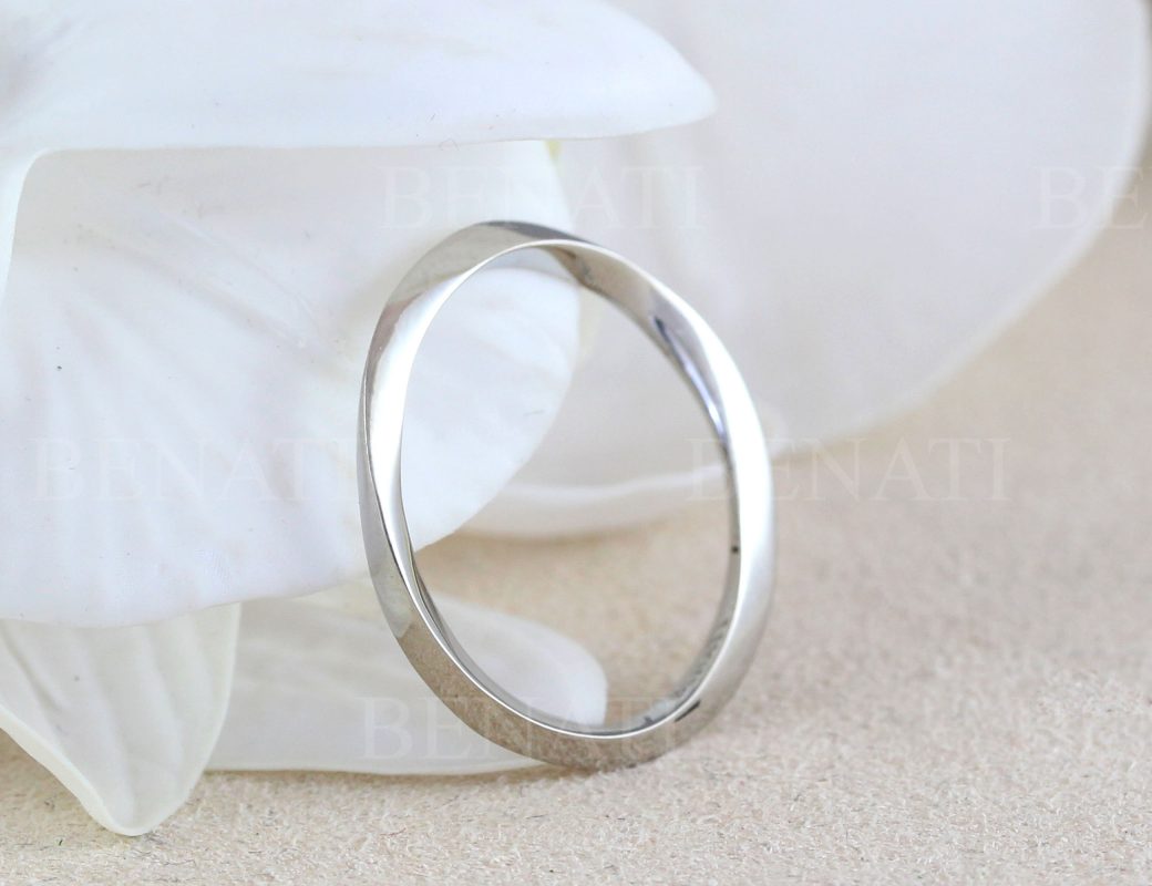 Mobius Ring Stack 2mm Wedding band, Mobius stacking ring | Benati