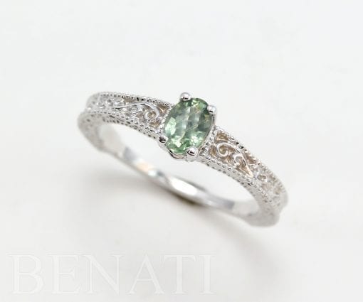 Green sapphire vintage Ring