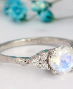 Vintage moonstone engagement ring white Gold, Antique wedding ring - Image 4