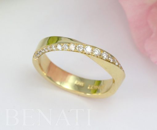 4mm Diamond Mobius Ring, Solid Gold Wedding Ring
