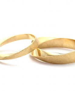Twisted Wedding Band Set, Mobius Rings set - Image 2