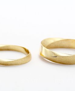 Twisted Wedding Band Set, Mobius Rings set - Image 5