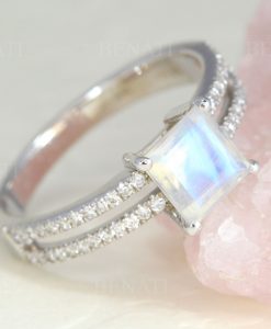 Princess Cut Moonstone Engagement Ring, Vintage Unique Ring - Image 2