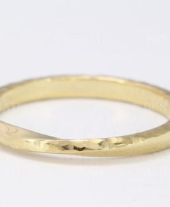 Mobius Wedding Band 2mm, Stacking Twisted Wedding Ring - Image 2