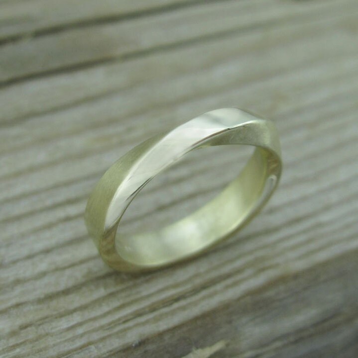 18k Mobius Wedding Ring, 4mm Mobius Wedding Band Benati