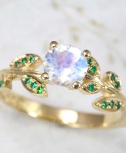 Moonstone Engagement Ring, Rainbow Moonstone Vintage Gold Ring - Image 5