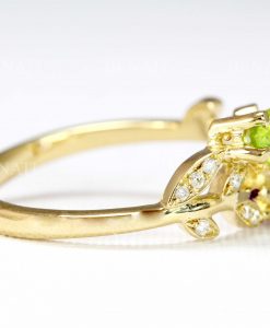 Twig leaf bridal engagement ring, Gemstone peridot and amethyst nature inspired ring - Image 3