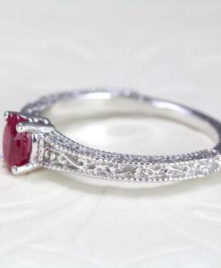 Ruby vintage ring, Antique engagement ring - Image 2