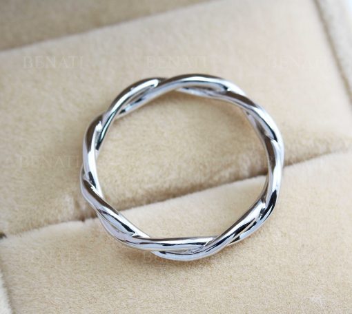 Matching wedding rings, rope infinity rings