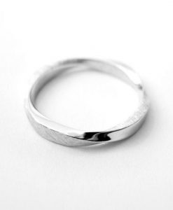 Mobius Wedding Band, Man Wedding Ring Women Wedding Band - Image 6