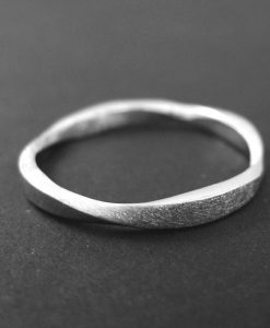 Mobius Wedding Band, Man Wedding Ring Women Wedding Band - Image 10