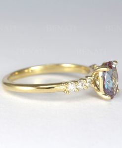 Alexandrite Engagement Ring, Oval Alexandrite Ring 14k gold, Solitaire 1.25 Carat Vintage Ring, Anniversary Cocktail Ring - Image 4