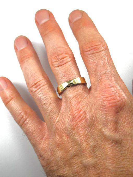 Mobius Mens Wedding Band, 5mm Mobius Inspired Wedding Ring, Minimalist Wedding Band For Man