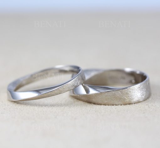 Wedding Ring Set, His And Hers Wedding Rings Set, Mobius Wedding Band Set, Twisted Wedding Band Set, Mobius Rings set, Mobius