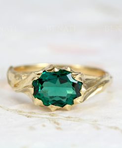Vintage Emerald Birthstone 18k Yellow Gold Ring - Image 5