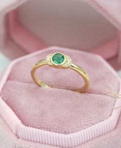 Emerald Ring With Diamonds, Minimalist Emerald Ring For Women, 14k Gold Vintage Style Emerald Ring - Image 3