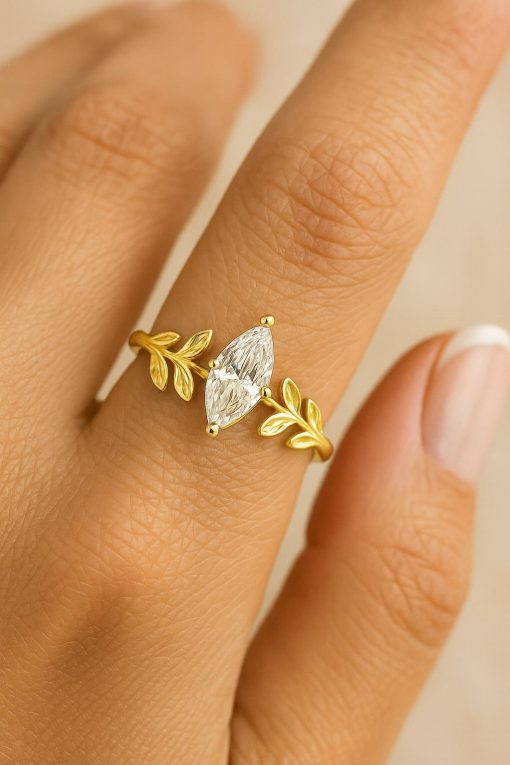 Custom Marquise Diamond Engagement Ring – Your Dream Wedding Design