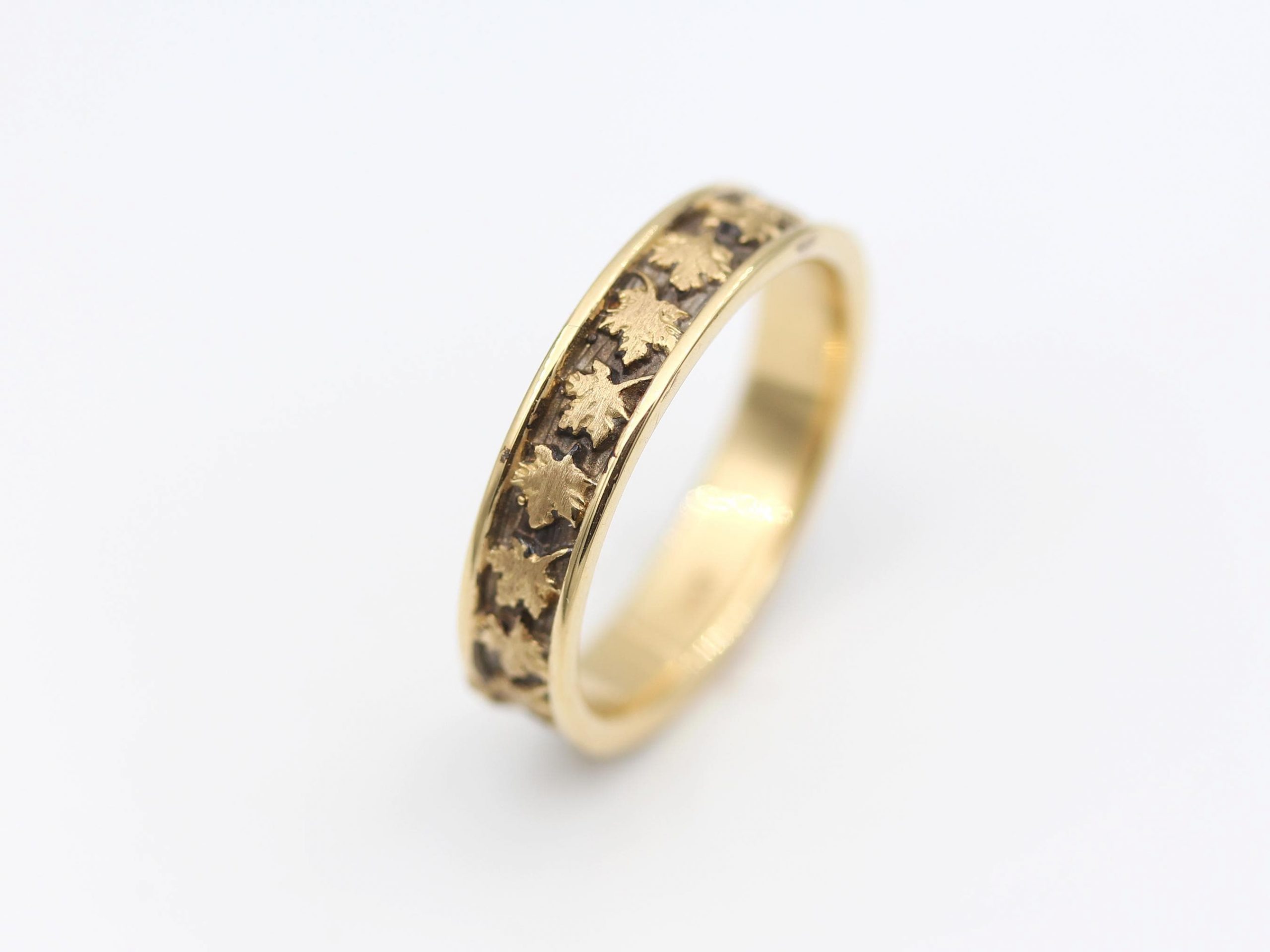 Maple Leaf Gold Wedding Band: Blackened Texture, Nature Inspired