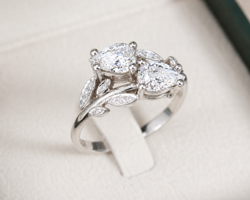 1.50 CT Lab Grown Pear Diamond Leaf Engagement Ring 1.50 CT Lab Grown Pear Diamond Leaf Engagement Ring