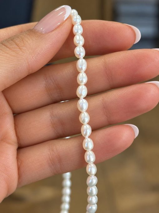 Natural Freshwater Rice Pearl Necklace Natural Freshwater Rice Pearl Necklace